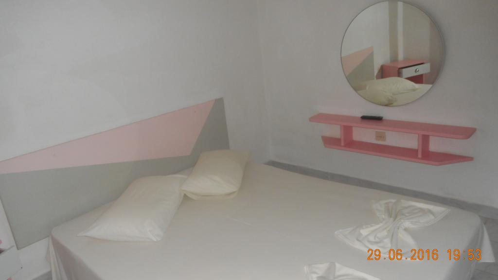 Dimis Studios And Apartments Olympiakí Aktí 外观 照片